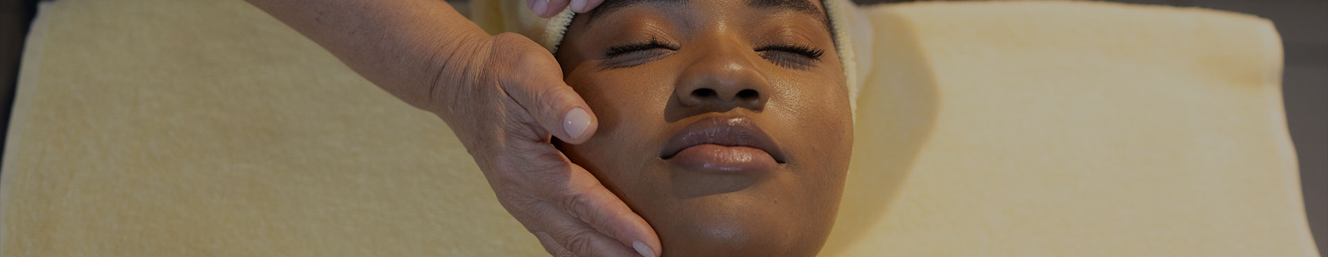 Institut de beauté pour soins du visage à Dijon (21)